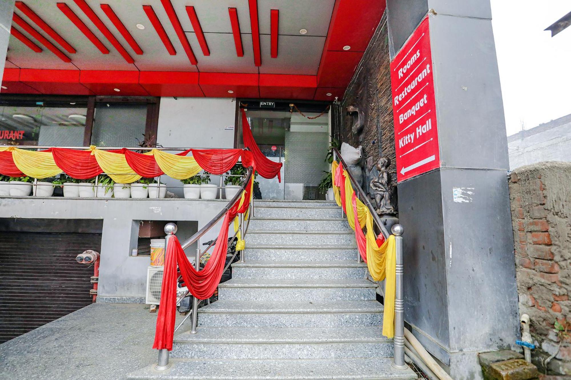 Fabhotel Leaf Paradise Hotel Lucknow