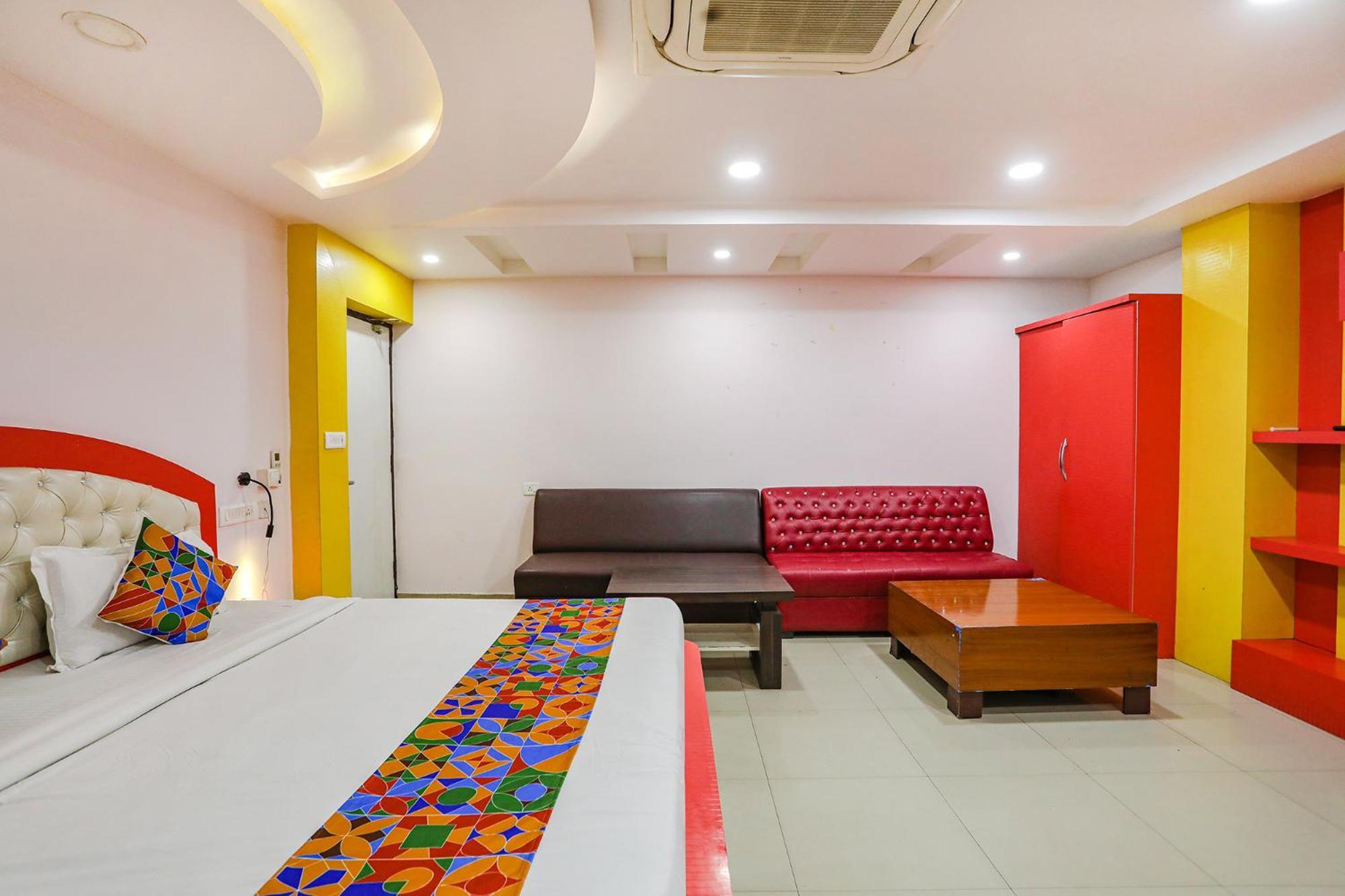 Hotel Fabhotel Leaf Paradise Lucknow