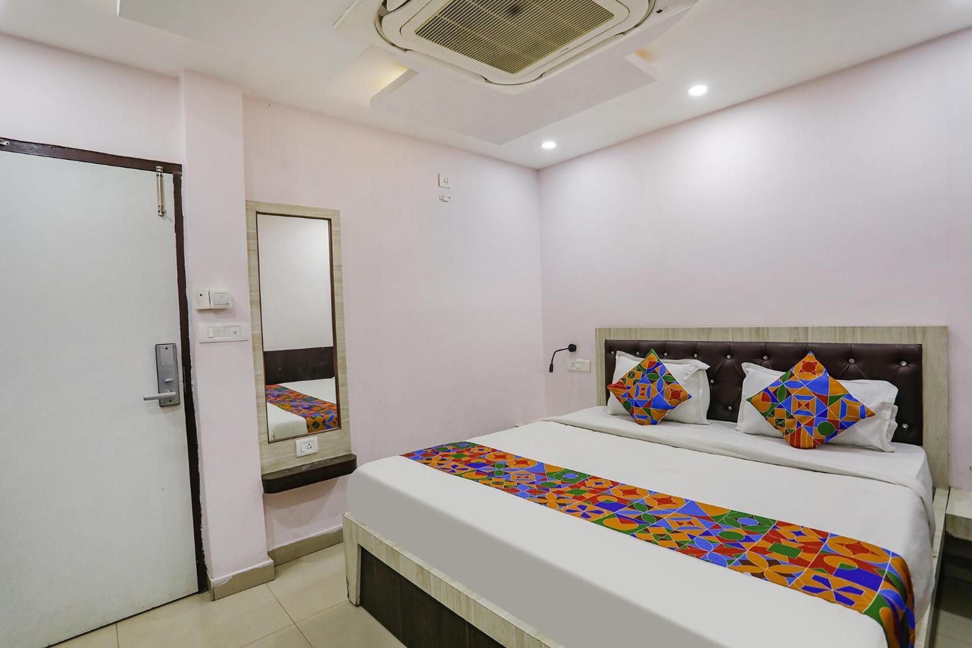 Fabhotel Leaf Paradise Hotel